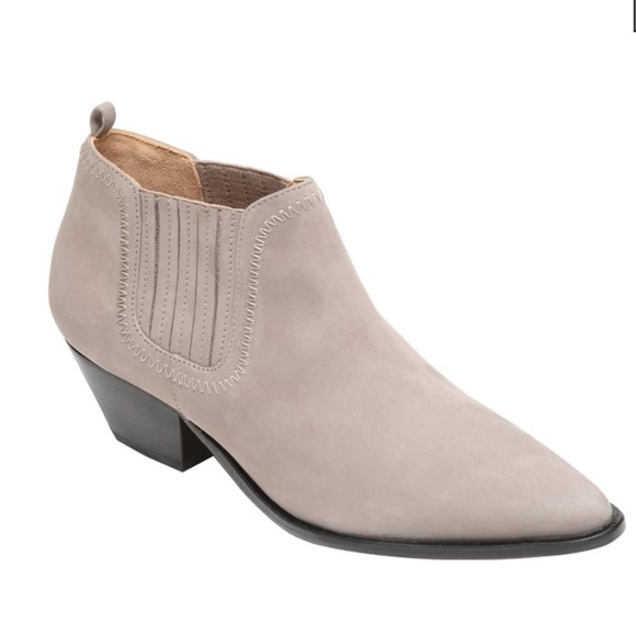 Schutz Jaqueline pointed toe suede bootie size 8 NIB - Picture 1 of 7